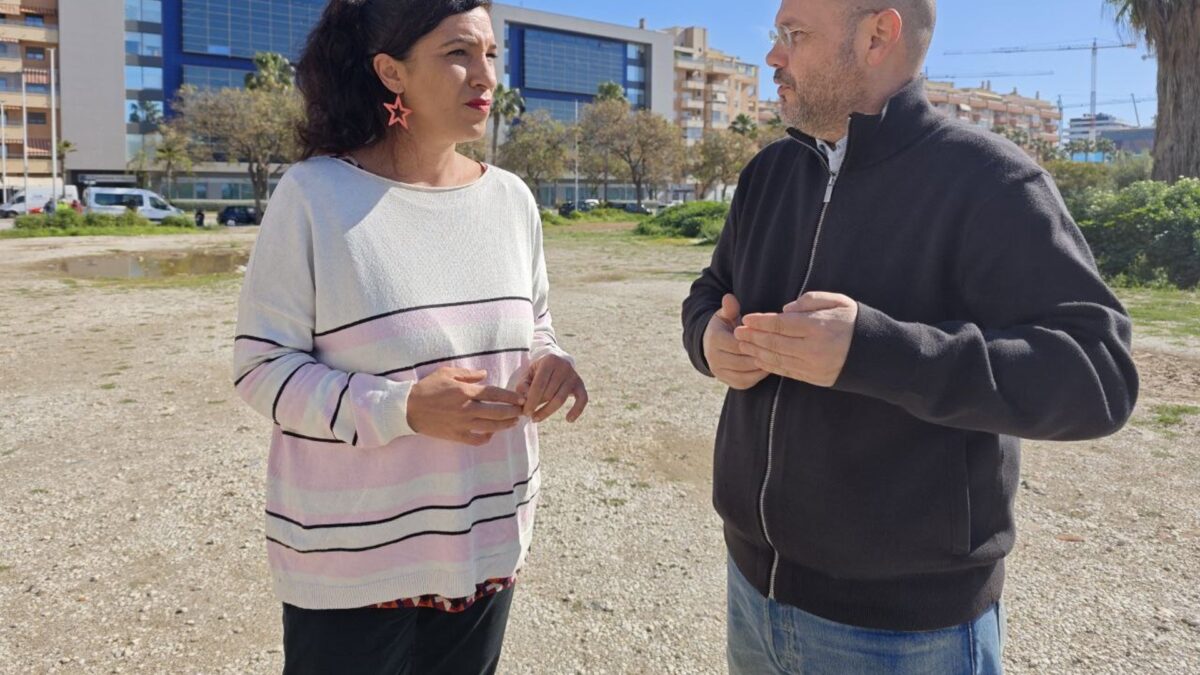 Con Málaga pide blindar los suelos de equipamiento de Parque Litoral para un instituto y un centro de salud