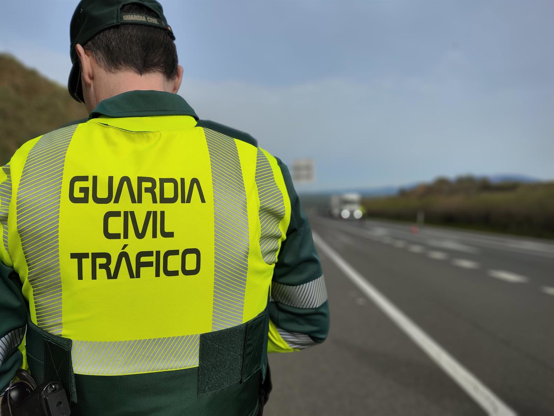 Detenido en Marbella un hombre ebrio tras colisionar contra el peaje cuando conducía un autobús robado