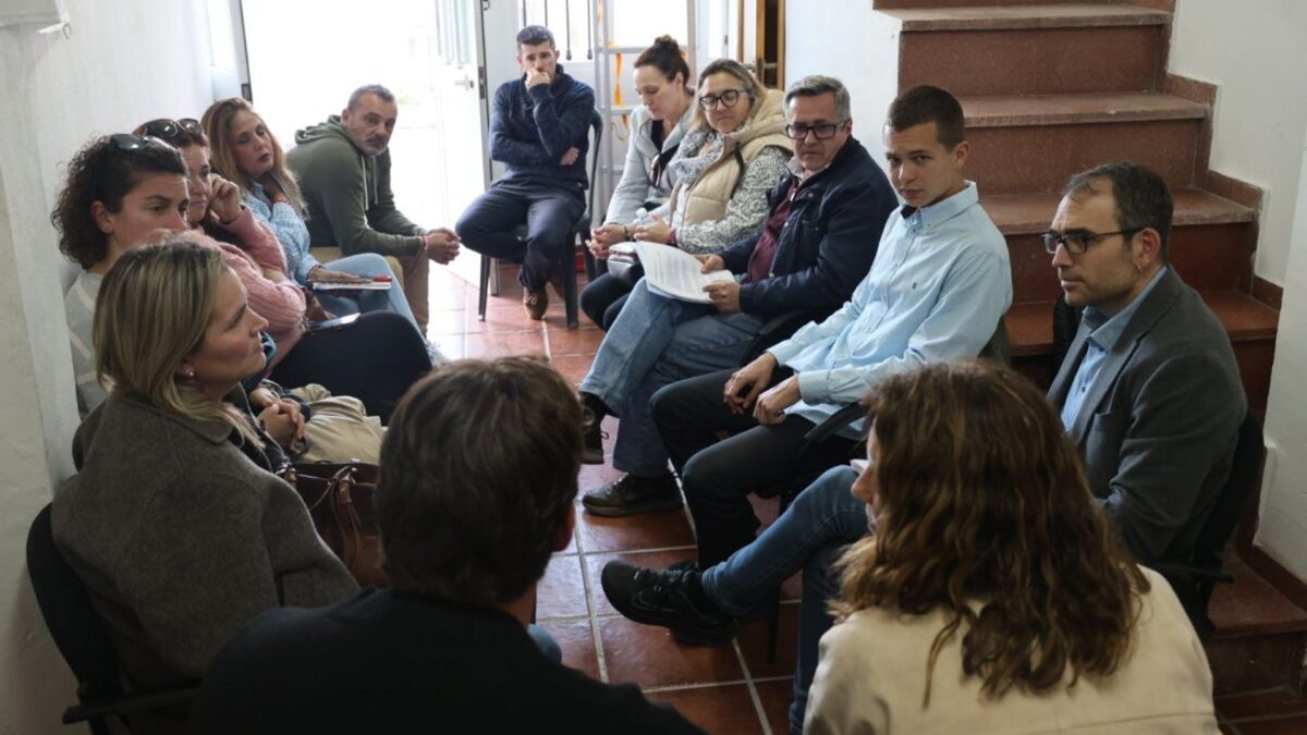IU y Por Andalucía recriminan a la Junta la saturación "insostenible" del IES Las Viñas de Manilva