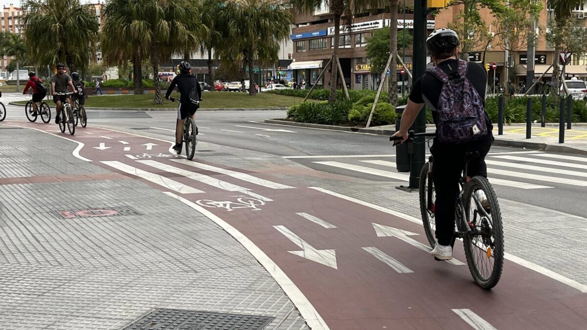 Juzgarán a una pareja por acuchillar a un hombre que les pidió que se apartaran de un carril bici
