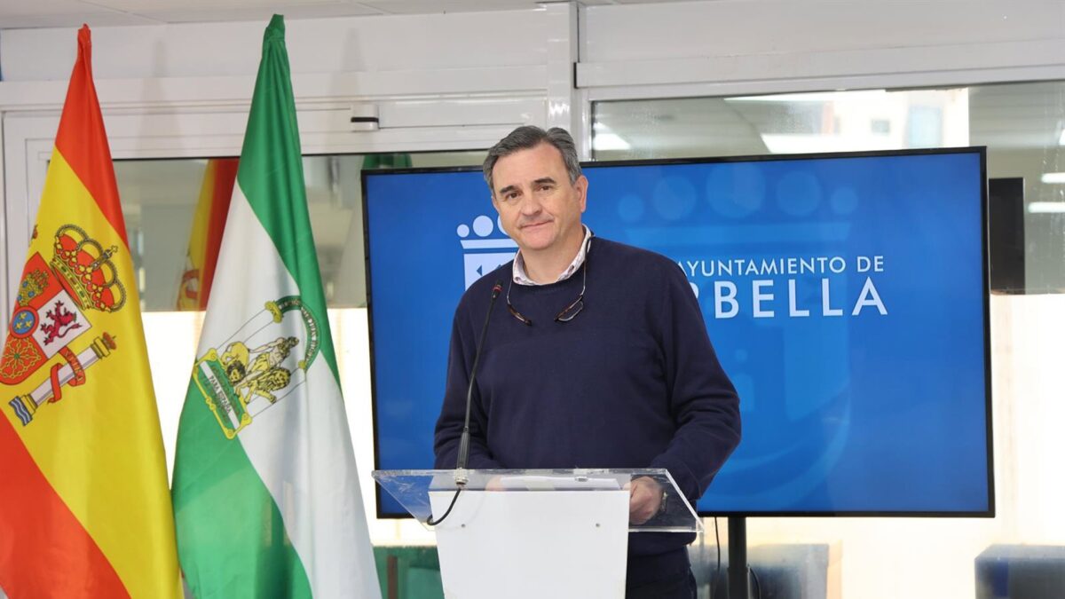 Marbella trasladará al Gobierno "el malestar" del sector turístico por el retraso del AVE directo