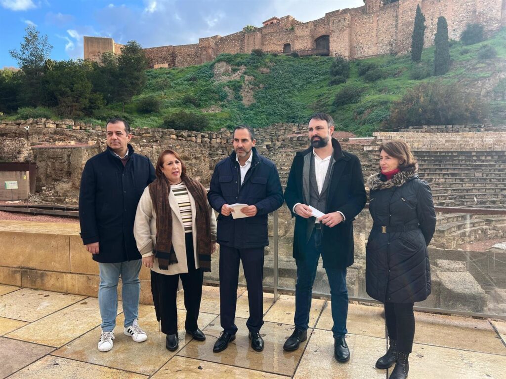 PSOE exige al alcalde un plan de choque para La Alcazaba y Gibralfaro ...