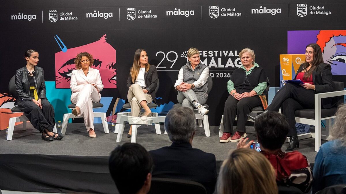 RTVE celebra el Día de la Mujer con mesa redonda en torno a estreno de 'Pioneras: solo querían jugar'