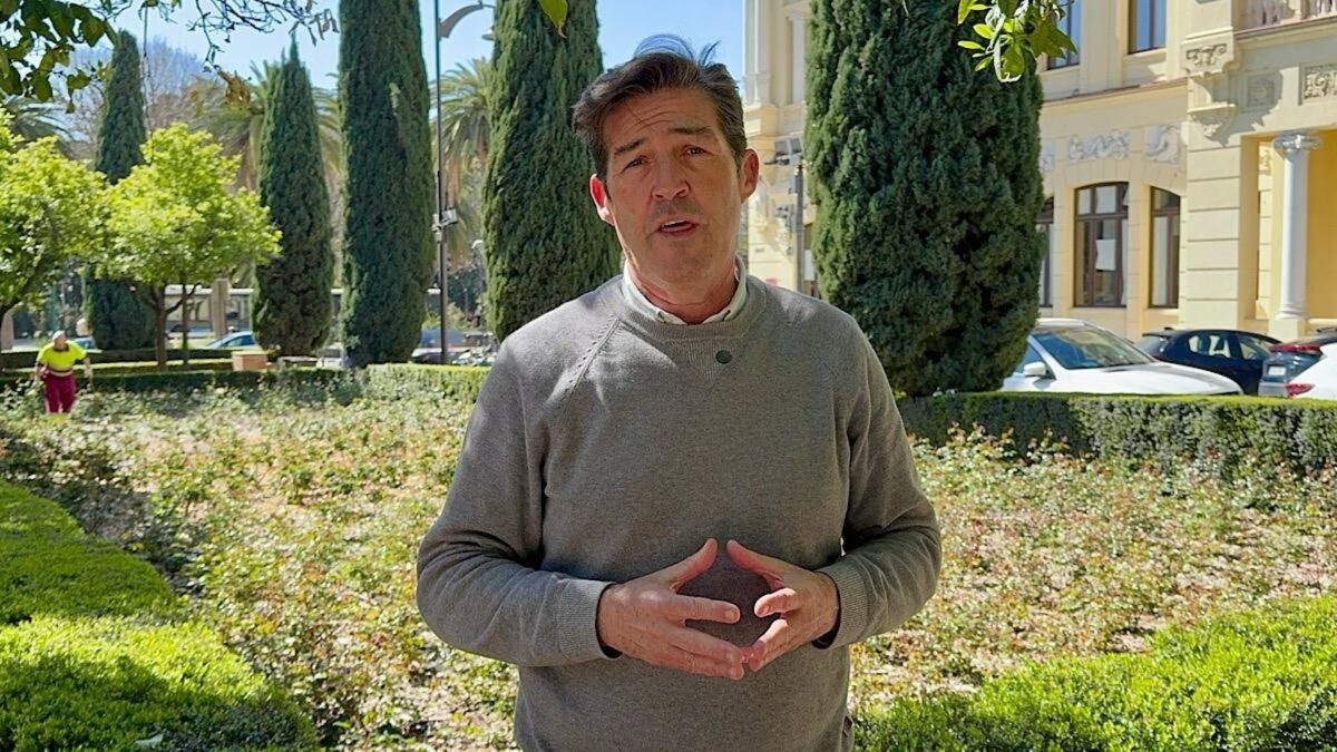 Vox reclama planificar los servicios públicos antes del crecimiento urbanístico del distrito Campanillas