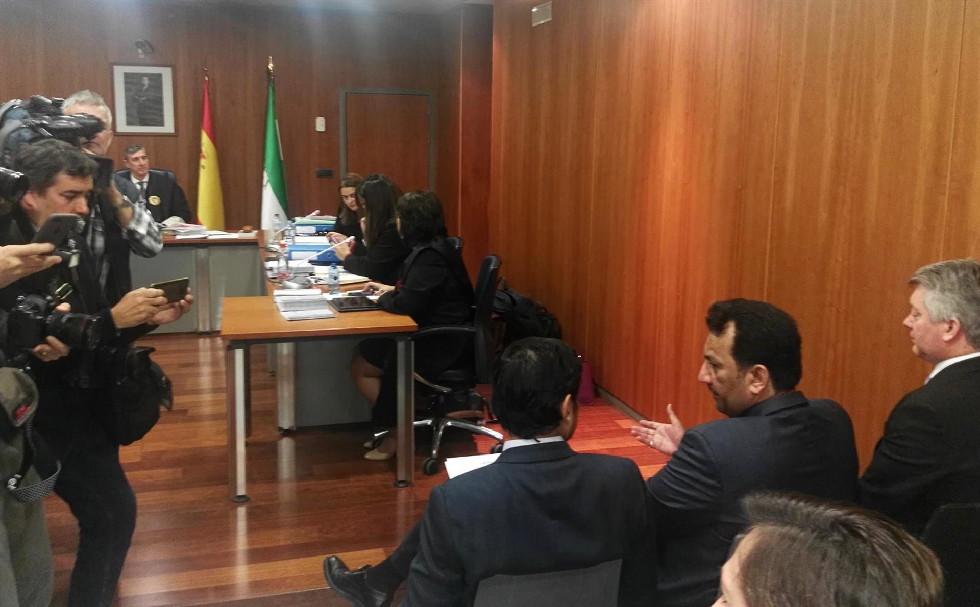 Audiencia acuerda que se dicte orden de detención de los Al-Thani acusados por la gestión del Málaga