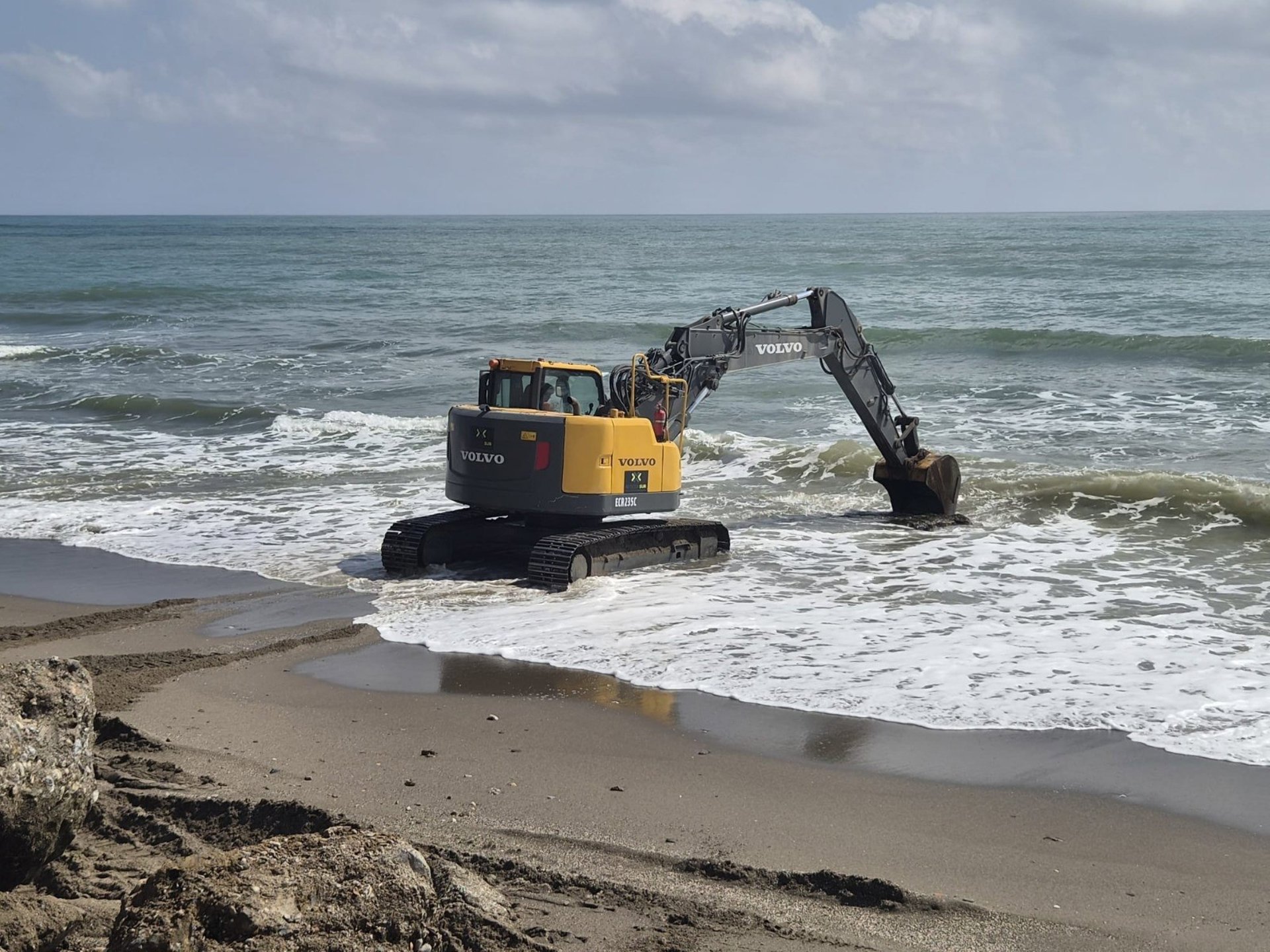 El Gobierno inicia la segunda fase de las obras de emergencia en playas de la provincia tras las borrascas