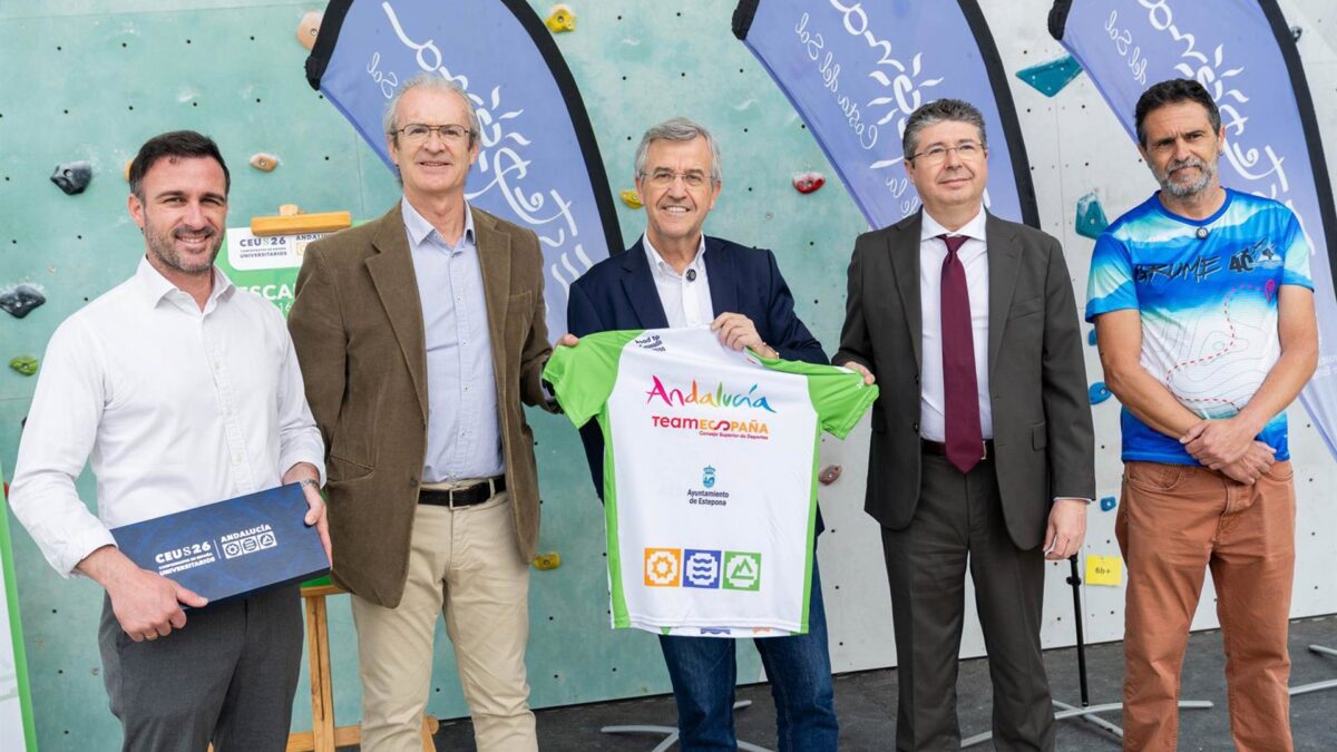 El rocódromo municipal de Estepona acoge la celebración del Campeonato de España Universitario de Escalada