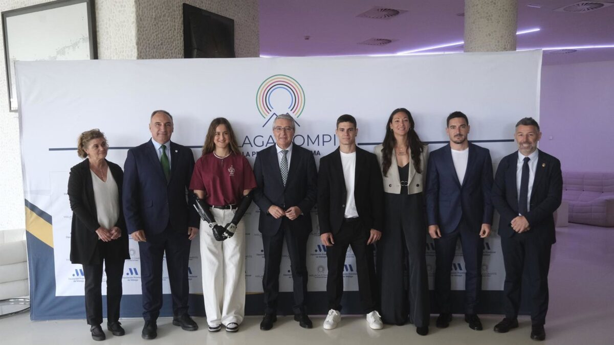 La Diputación de Málaga entrega los II Premios 'Profeta en tu tierra' a Sarah Almagro y Rubén Roldán