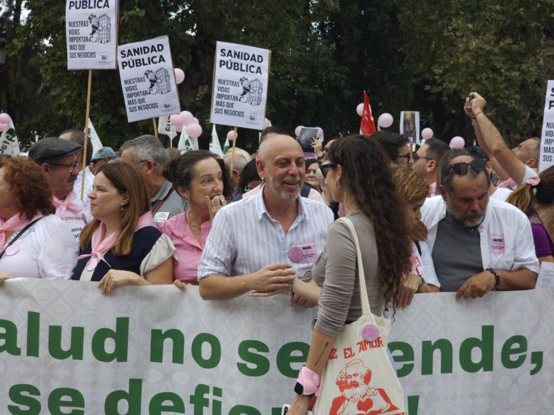 Por Andalucía llama a movilización "masiva" contra el "plan de desmantelamiento de la sanidad pública"
