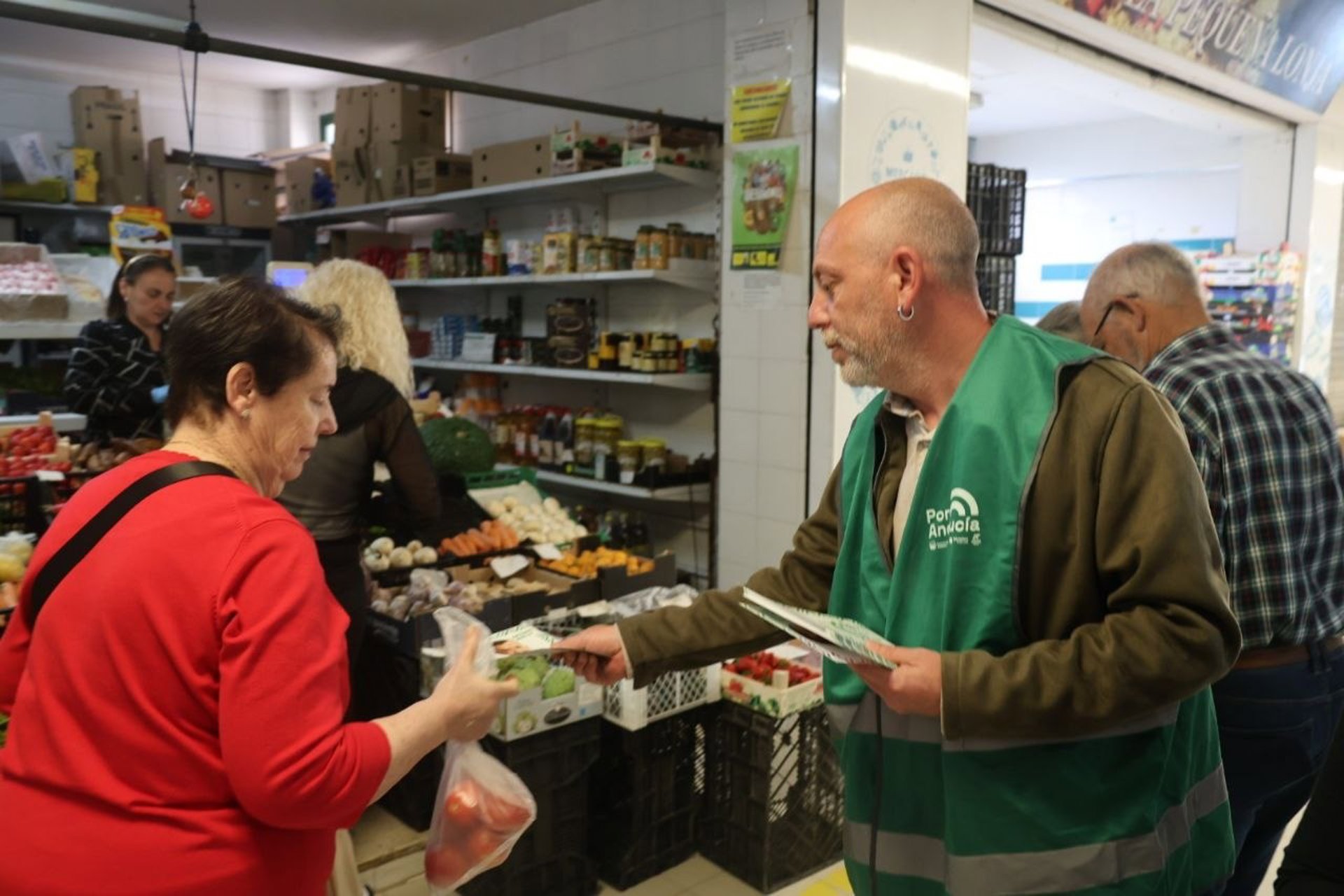 Por Andalucía plantea modelo sanitario que "ponga en el centro lo público" frente a "sálvese quien pueda"