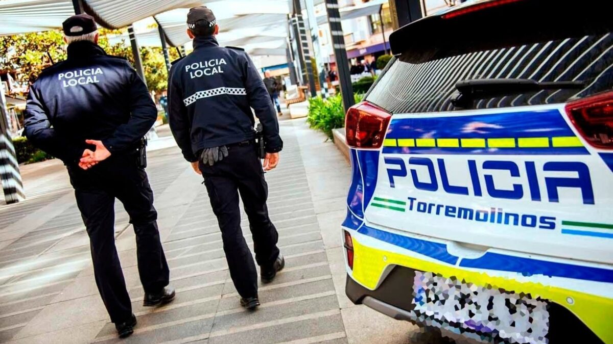Torremolinos licita la adquisición de siete vehículos y cuatro motocicletas para la Policía Local