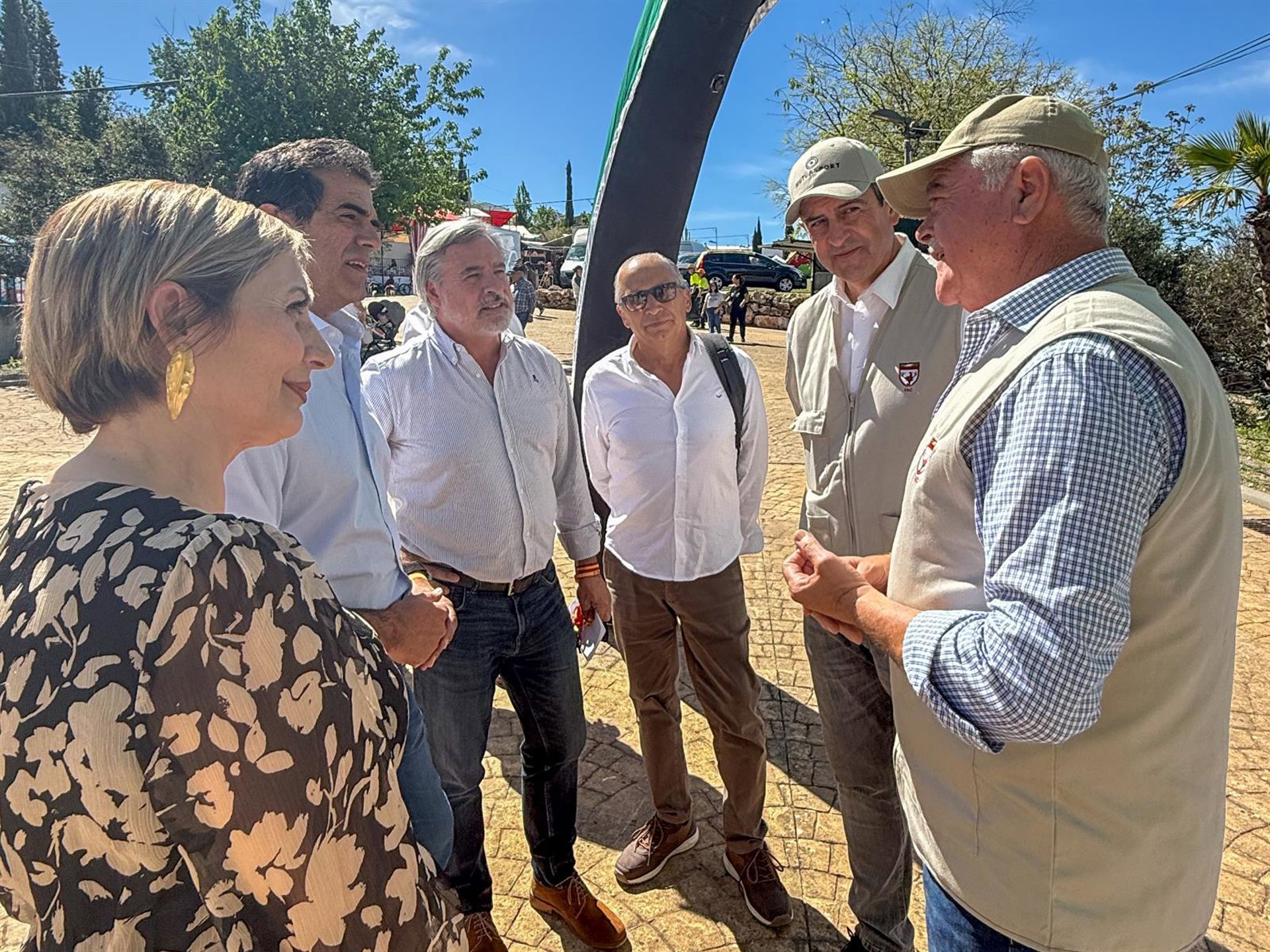 Vox reivindica en la Feria del Perro de Archidona un apoyo "firme, sin matices" a la caza