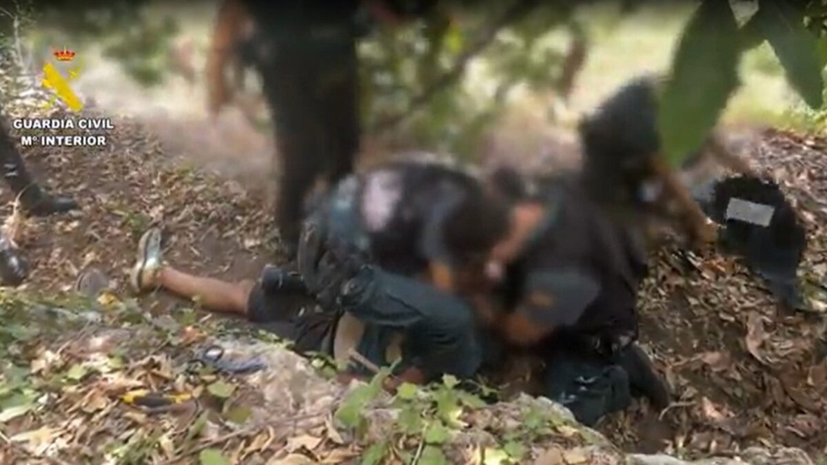 El hombre en prisión por asesinato de una mujer en Benahavís confesó en un diario ser autor del crimen