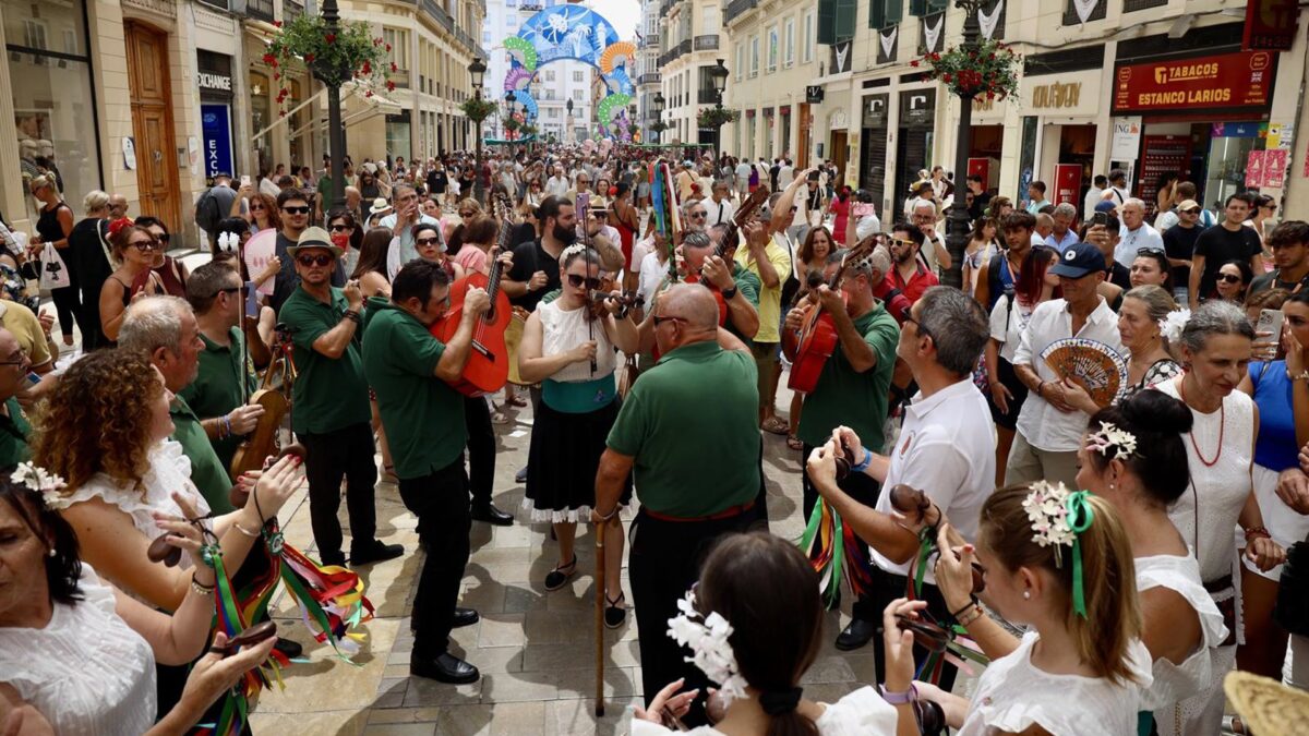 Hosteleros abogan por seguir revitalizando el Centro y valoran subida en el Real: "Ha sido una buena Feria"
