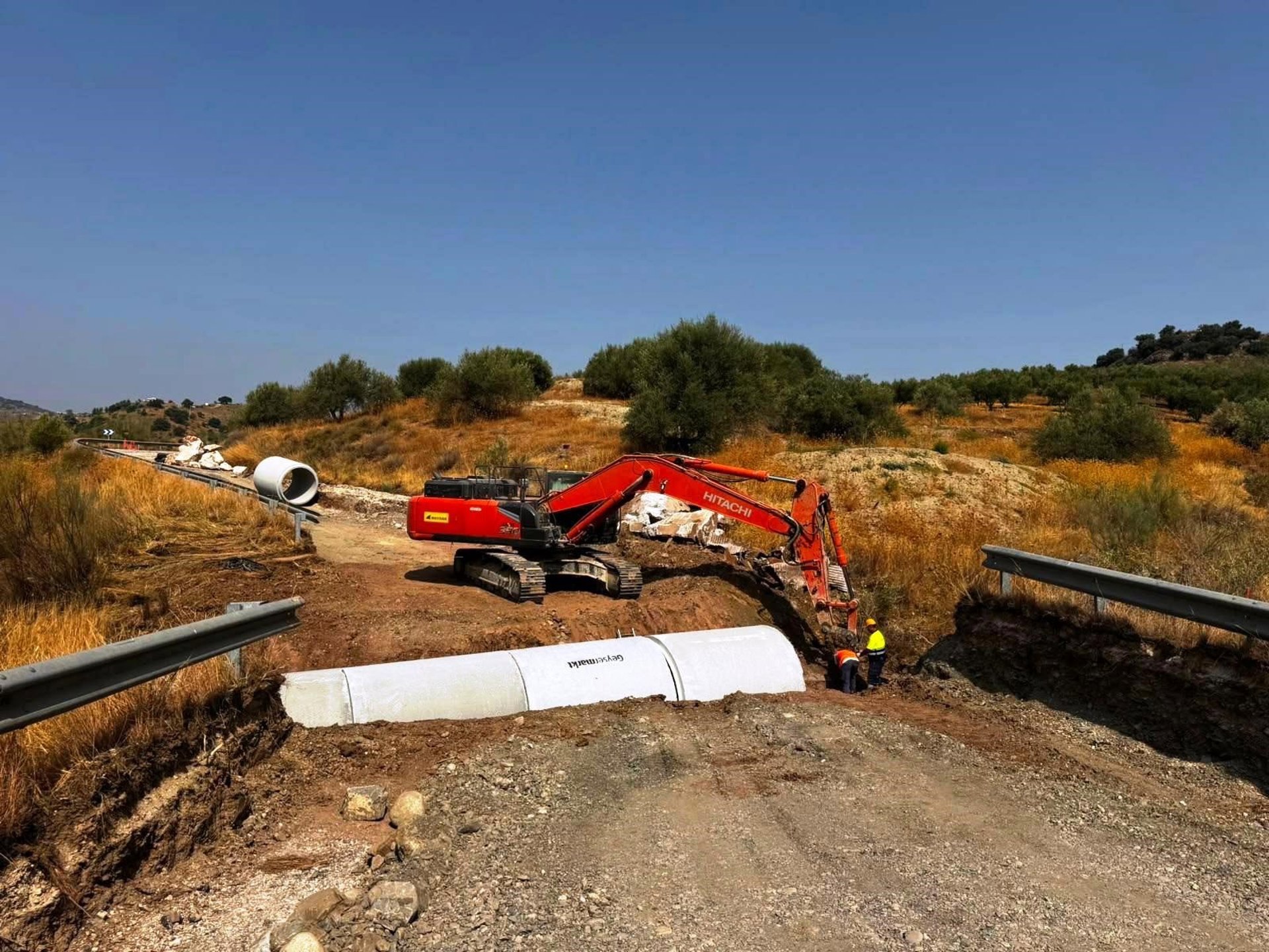 La Diputación invierte 1,2 millones de euros en el arreglo de la carretera entre Benamargosa y Riogordo