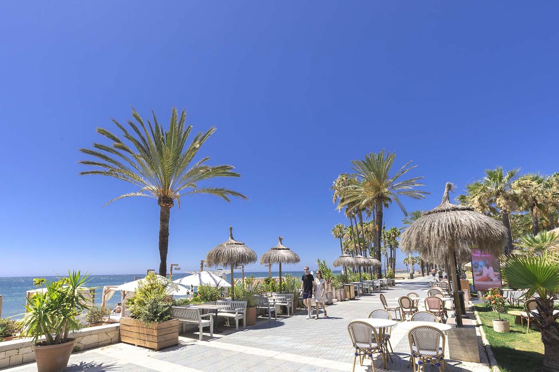 Marbella alcanza un récord de empleo hotelero en julio con 6.559 trabajadores y supera los 97.000 viajeros