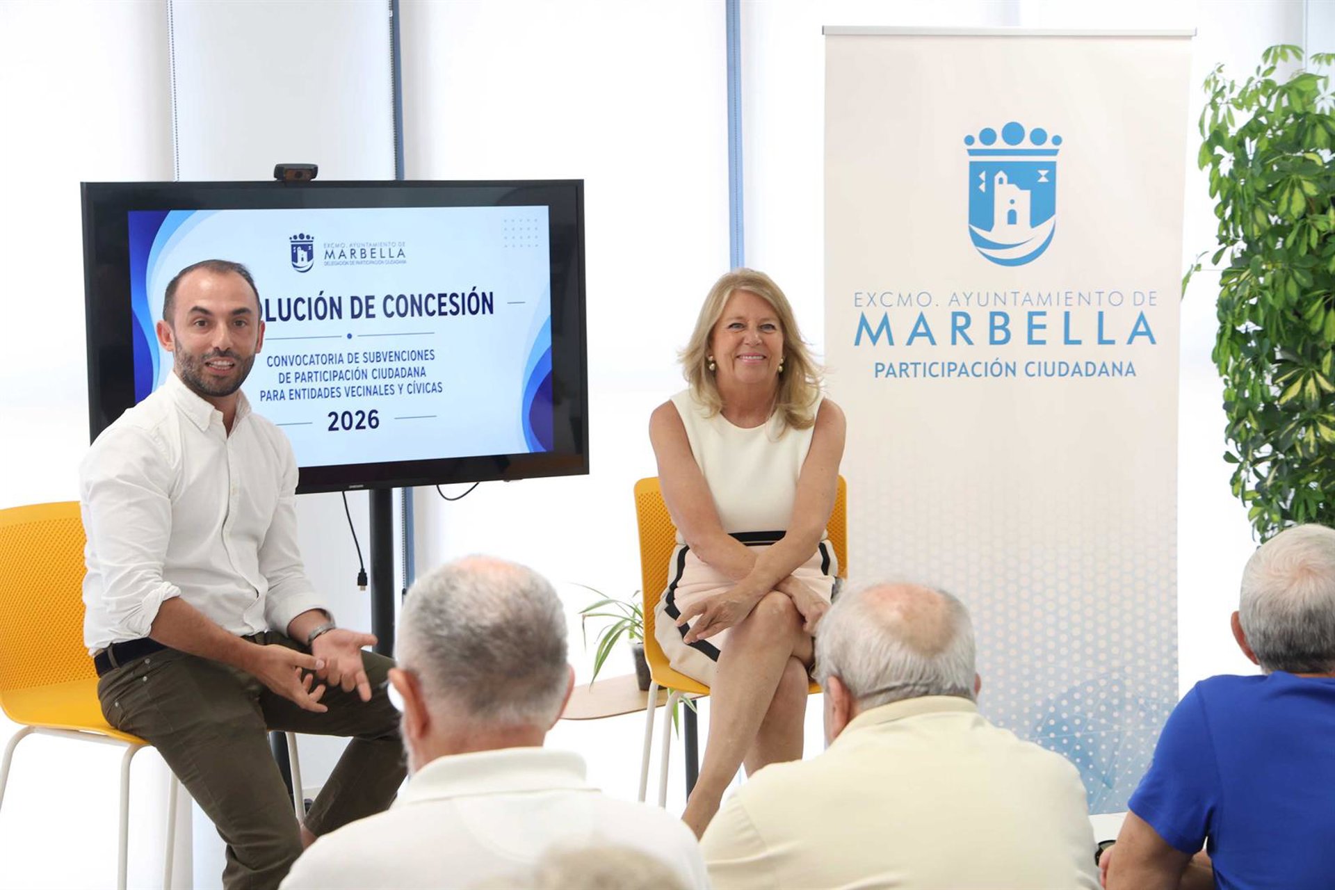 Marbella destina unos 100.000 euros en subvenciones para impulsar actividad de asociaciones vecinales y cívicas