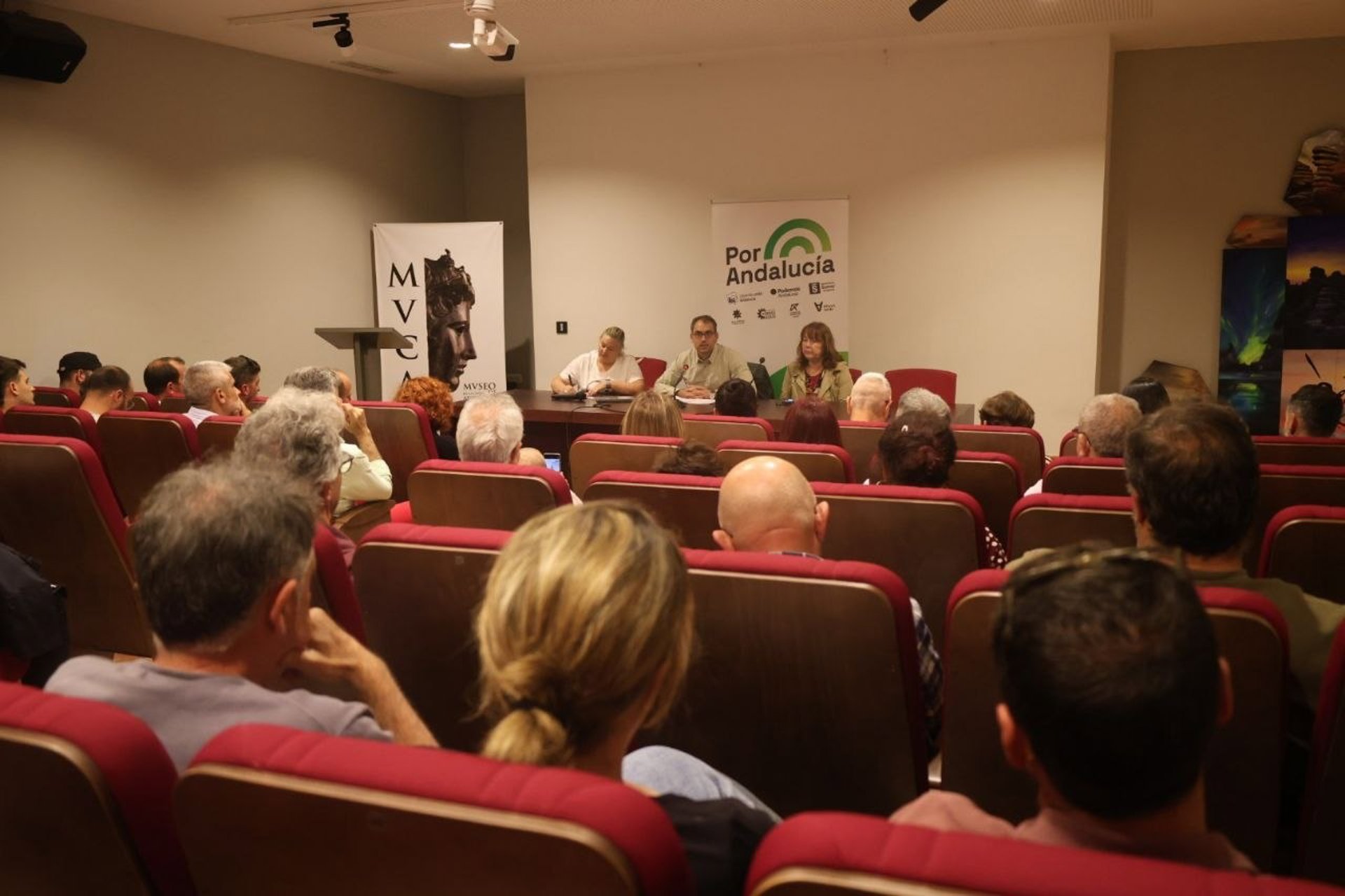 Por Andalucía "pondrá fin al acaparamiento de tierras por parte de los fondos de inversión"