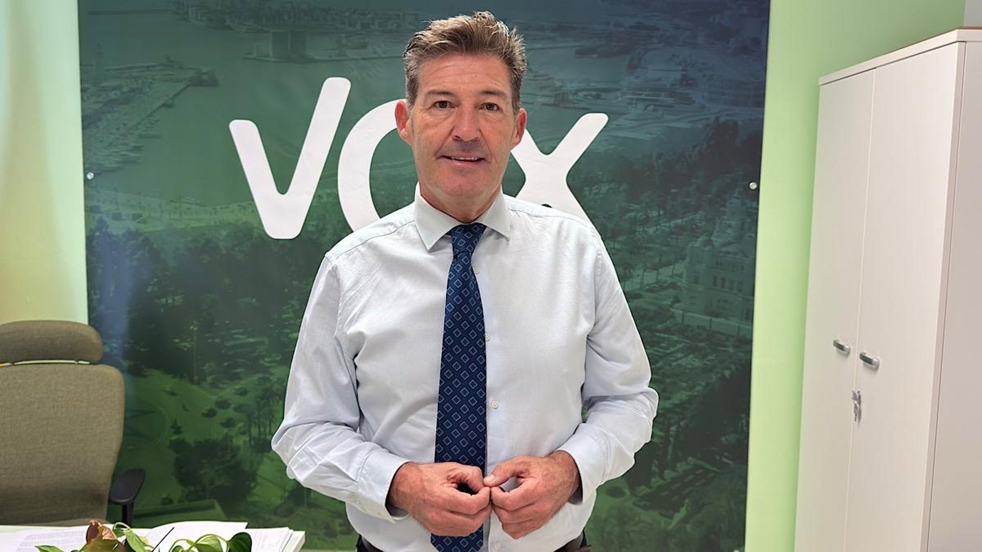 Vox tacha de "absurda" la propuesta de becas como "fórmula para frenar la invasión migratoria" de Ceuta