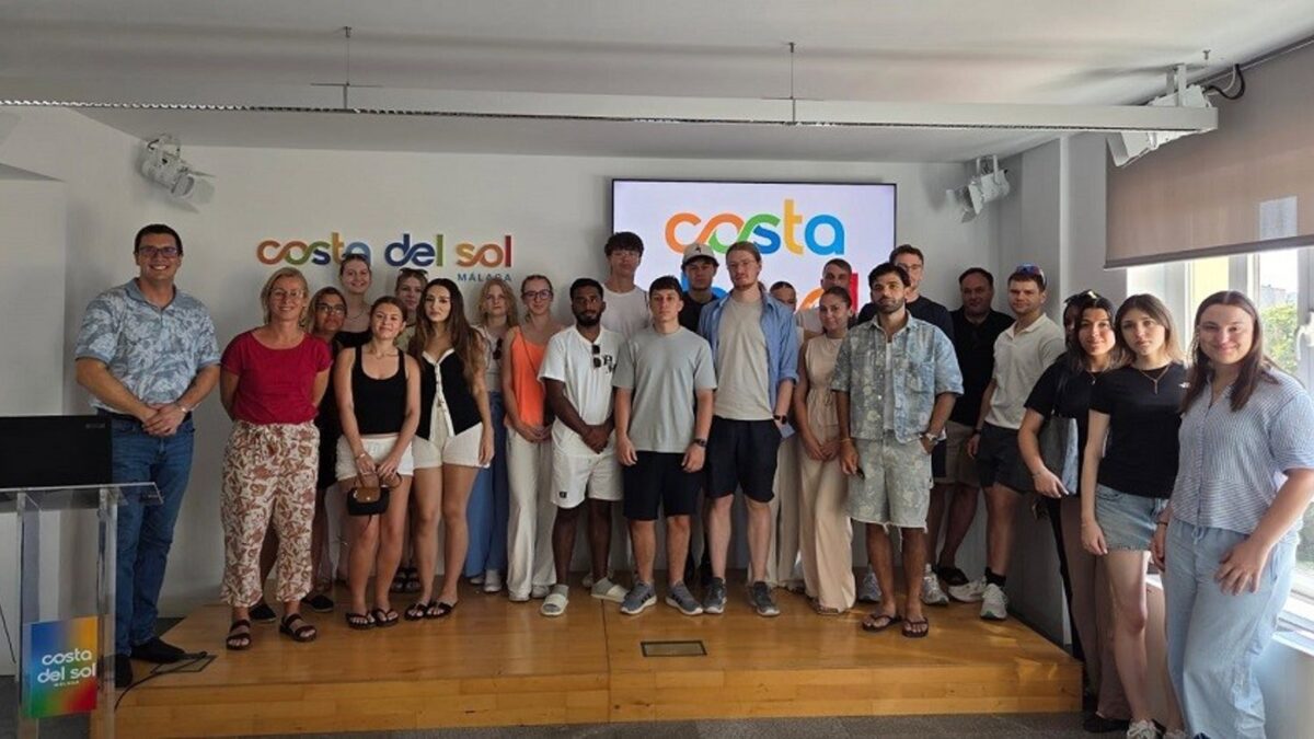 Costa del Sol apuesta por turismo idiomático ante estudiantes internacionales de la Escuela Cervantes
