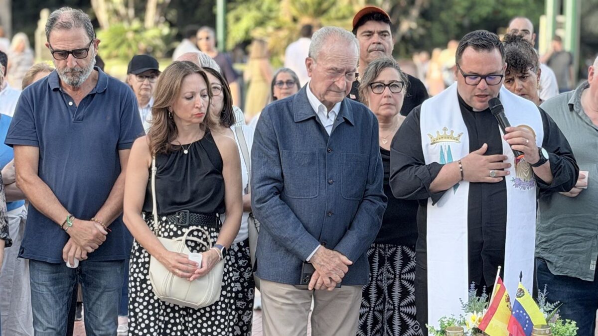 De la Torre traslada su apoyo a Venezuela y anuncia el envío de ayuda sanitaria para los afectados