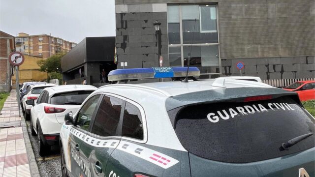 Detenida la madre de un alumno e investigado el padre por agresión a profesores en IES de Coín
