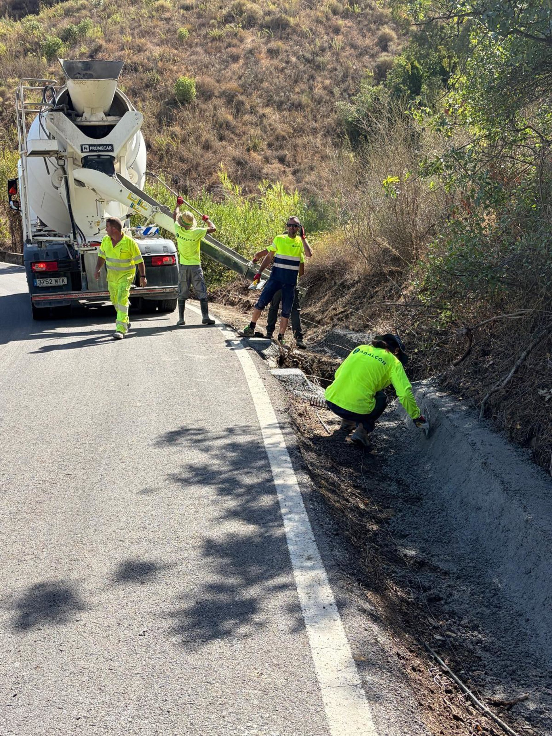 Diputación mejora el drenaje y la seguridad de la MA-3108 de Benamargosa a Cútar por más de 340.000 euros