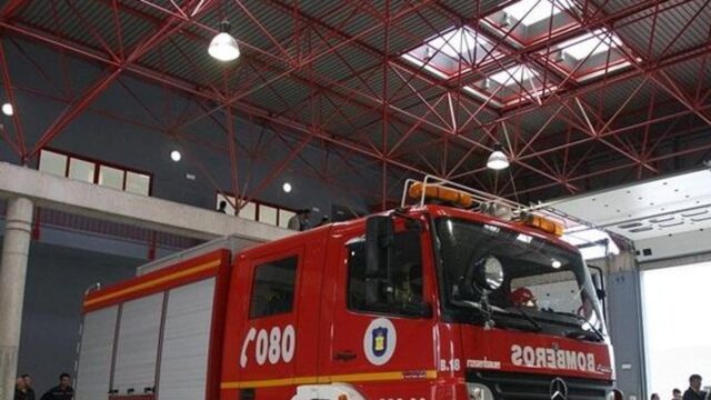 Dos heridos tras la deflagración de una bombona en un asador de Estación de Cártama