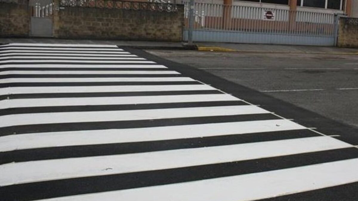El Ayuntamiento de Málaga instalará 22 pasos de peatones luminosos en todos los distritos