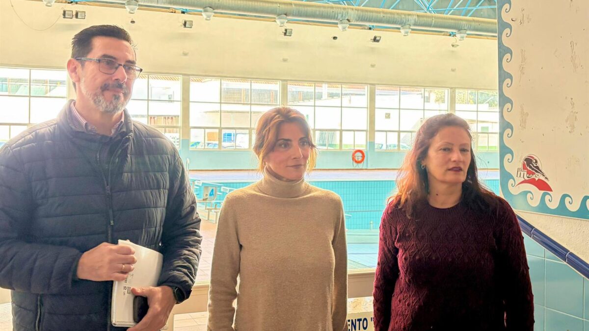 El Ayuntamiento de Mijas saca a concurso la obra de reparación de la cubierta de la piscina de Las Lagunas