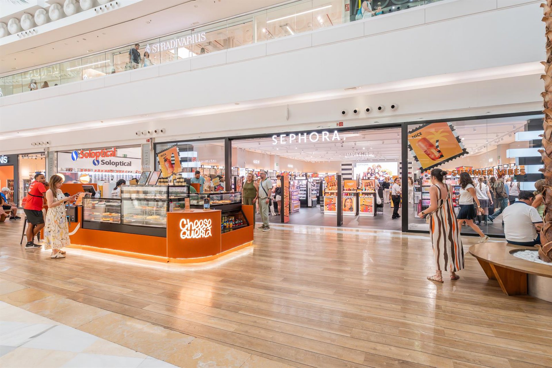 El centro comercial Miramar de Fuengirola amplía su oferta con las aperturas de Sephora y La Cheesequería