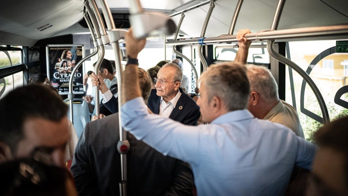 El nuevo recorrido de la línea 25 de la EMT potencia intermodalidad entre metro y autobús