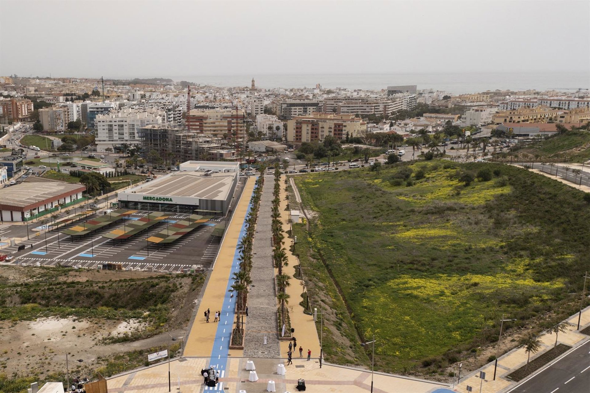 Estepona licita la construcción y gestión de un complejo deportivo con piscina cubierta y pistas de tenis