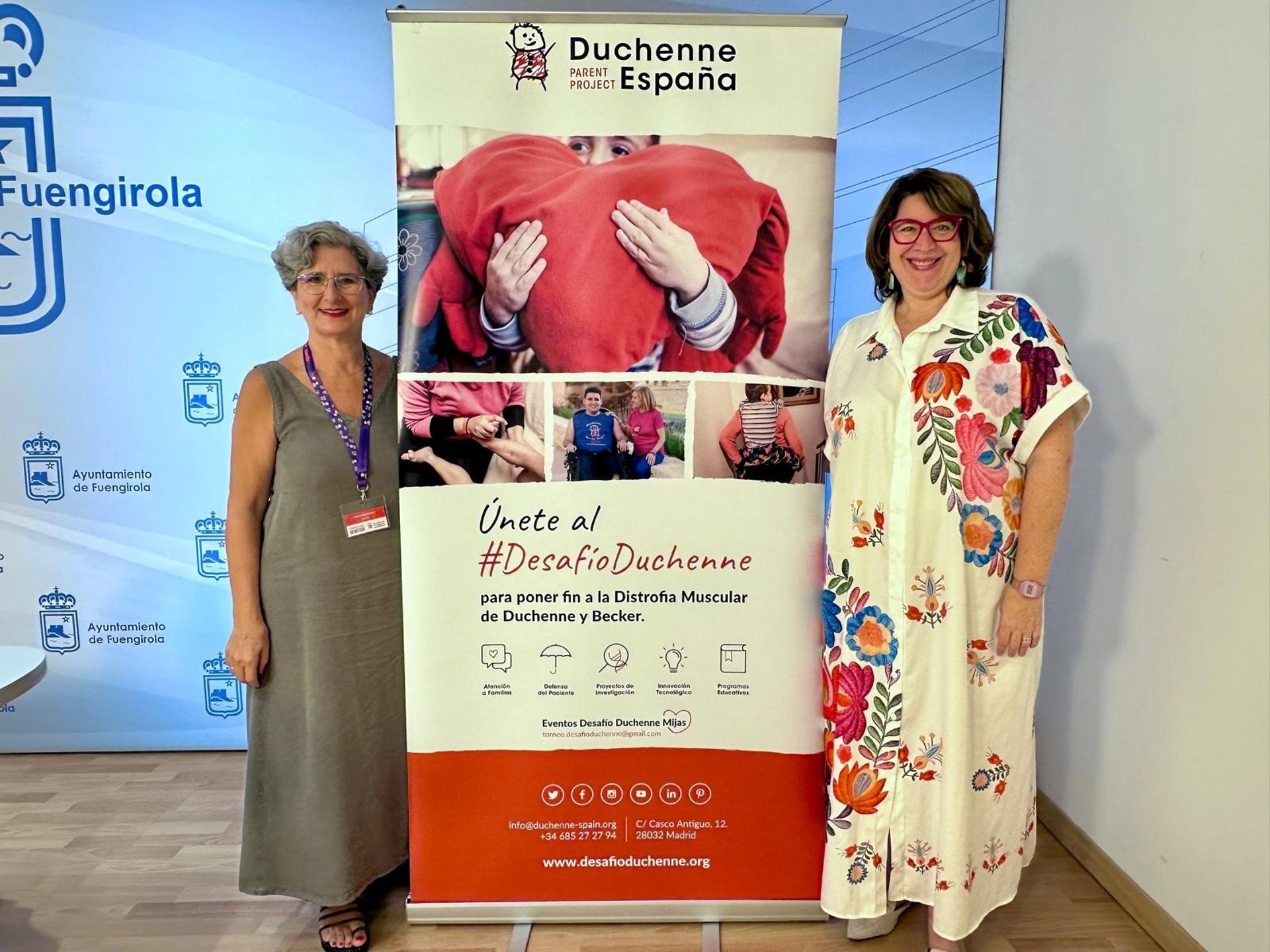 Fuengirola ilumina su Ayuntamiento y la rotonda Mare Nostrum para dar visibilidad a la enfermedad de Duchenne