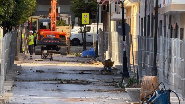 Fuengirola inicia las obras de remodelación integral de la calle Sevilla por más de 945.000 euros