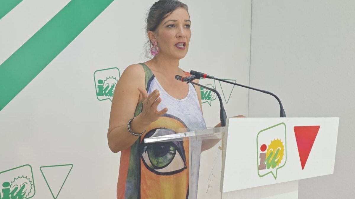 IU Málaga respalda a las comunidades educativas "en lucha ante el abandono" del PP