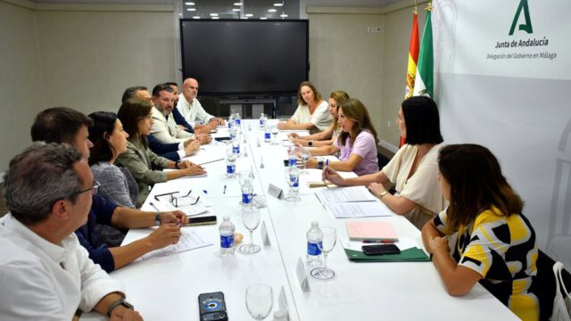 La Junta crea una comisión para el seguimiento y control de la calidad de las aguas en el litoral malagueño