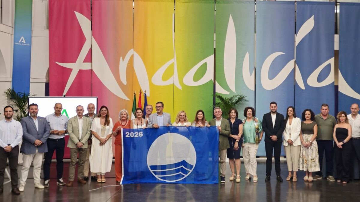La Junta destaca que Banderas Azules son "garantía de calidad que refuerzan la imagen de excelencia"