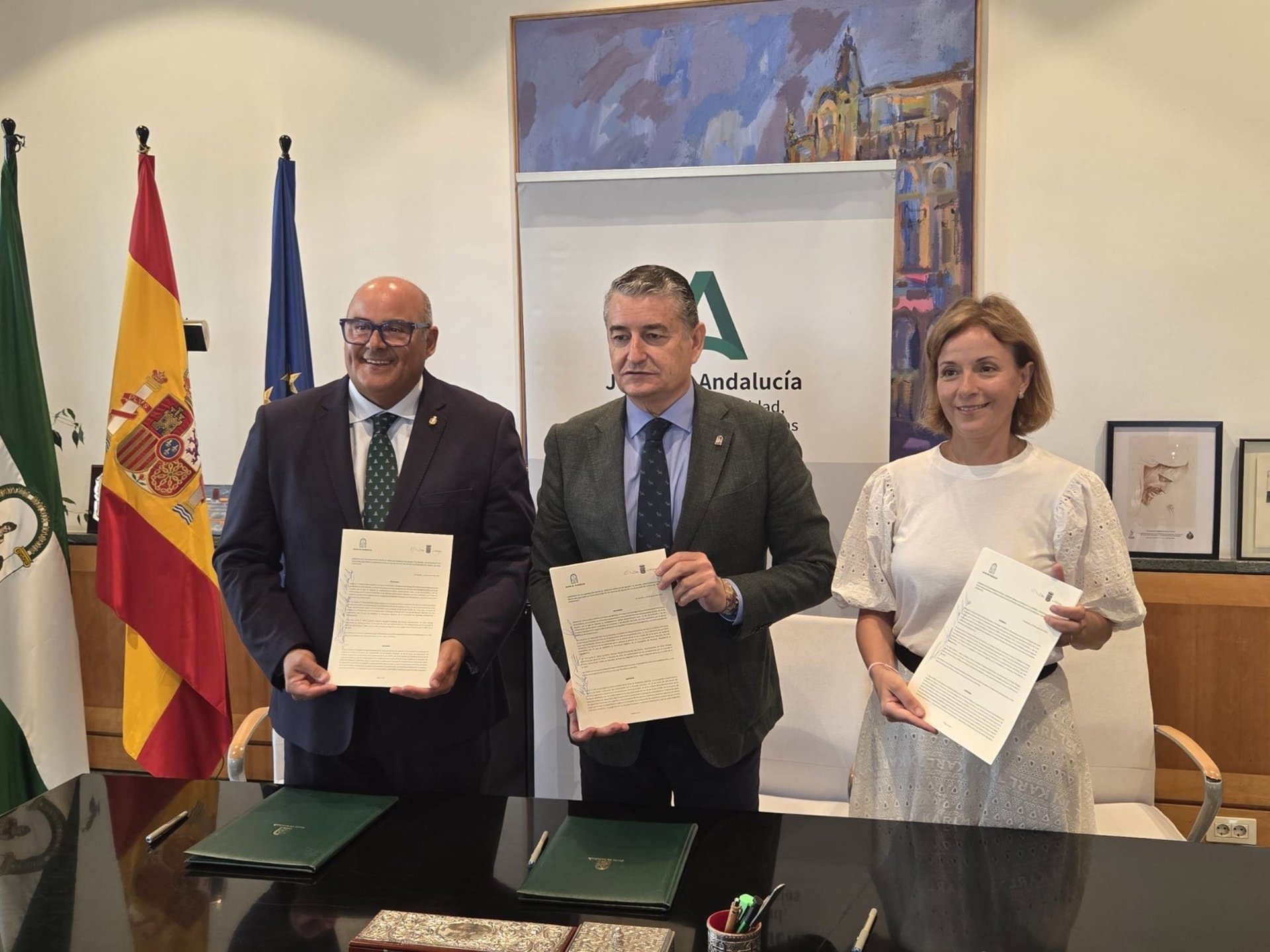La Junta y Vélez-Málaga impulsarán un nuevo centro de salud en Torre del Mar