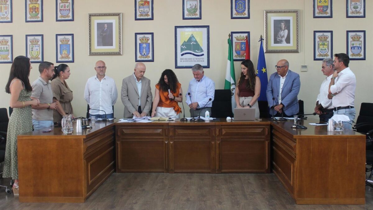 La edil veleña Lourdes Piña se incorpora a la Junta General de la Mancomunidad Axarquía Costa del Sol