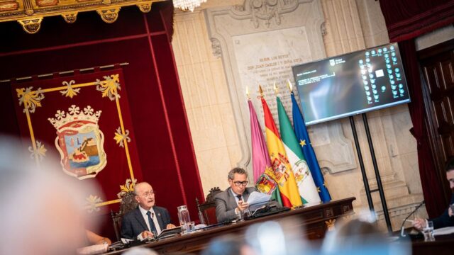Málaga aprueba conceder la Medalla de la Ciudad y nombrar Hija Predilecta a la Sociedad Proctora de Animales