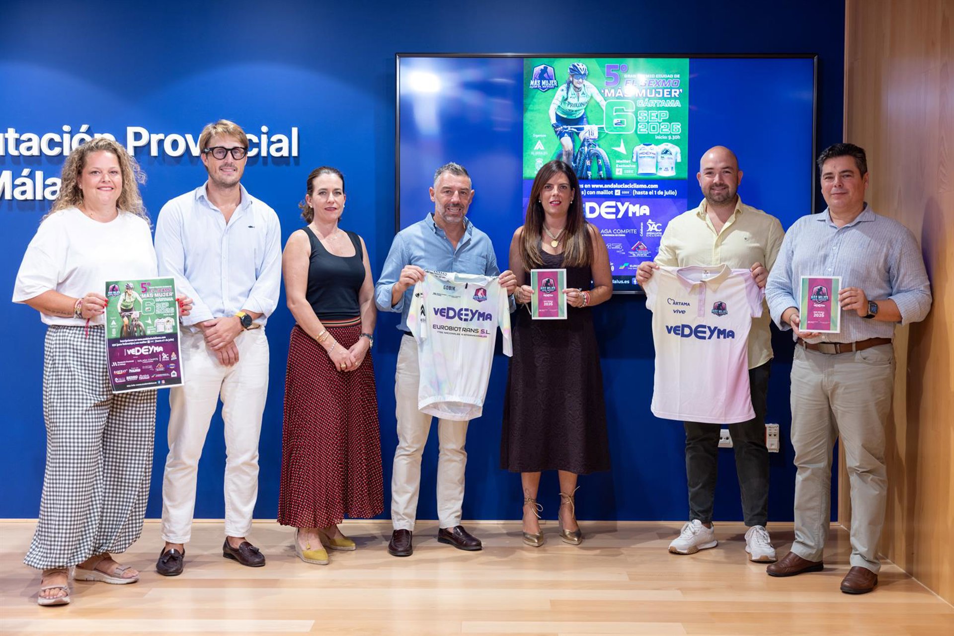 Más de 350 ciclistas participan este domingo en el quinto Gran Premio El Sexmo Más Mujer