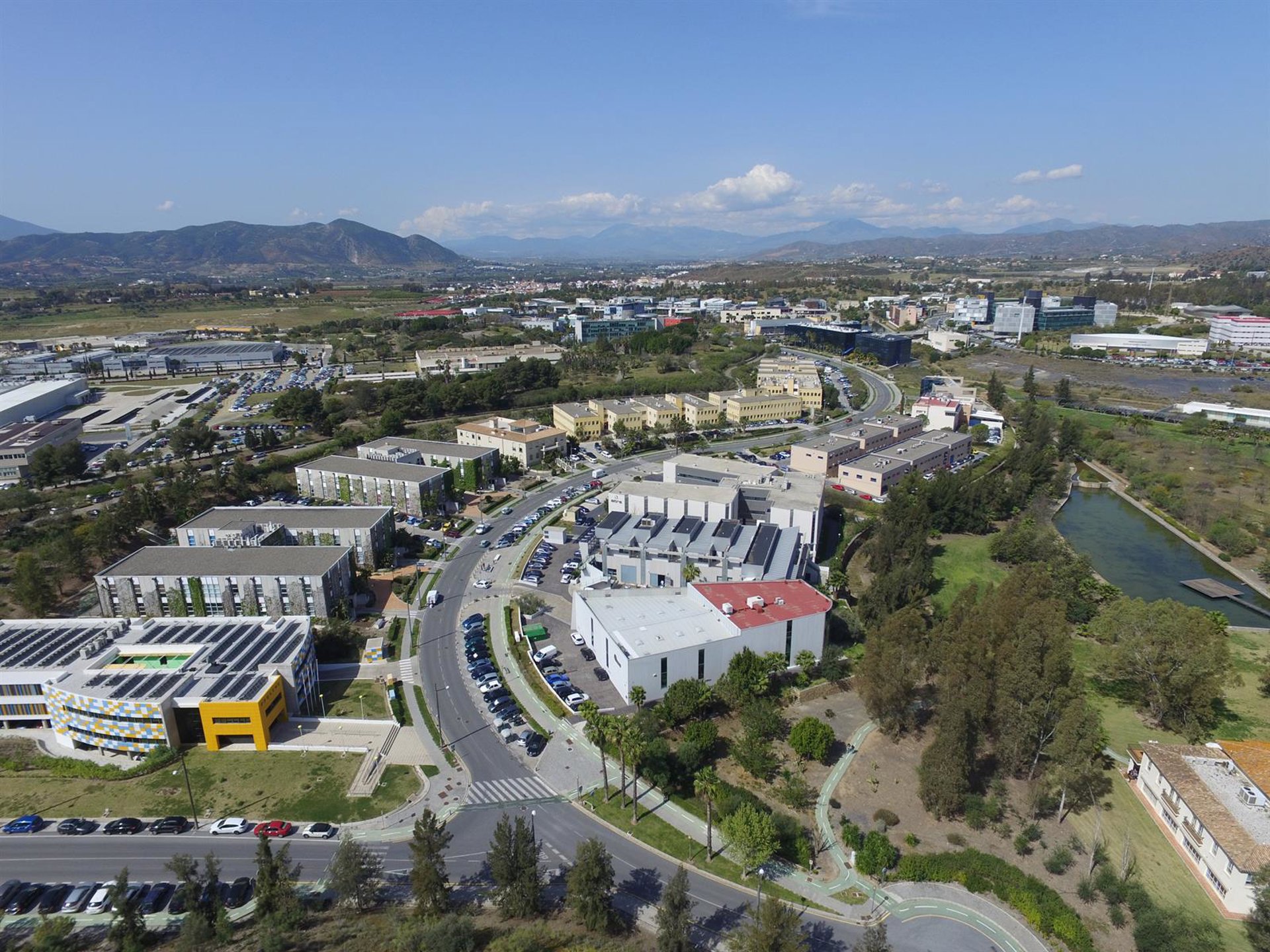 Malaga TechPark firma una alianza con la Sociedad Española para la Transformación Tecnológica