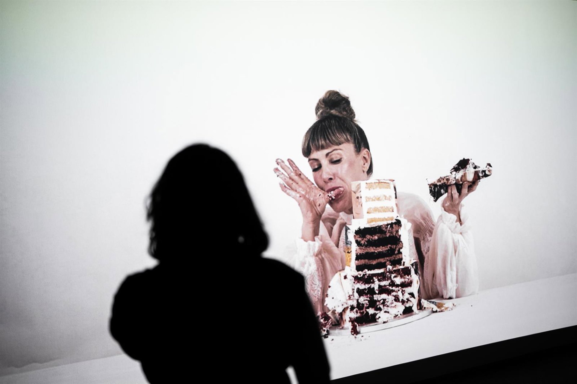 Mucac La Coracha presenta la videocreación 'Mi porción del pastel' de Verónica Ruth Frías