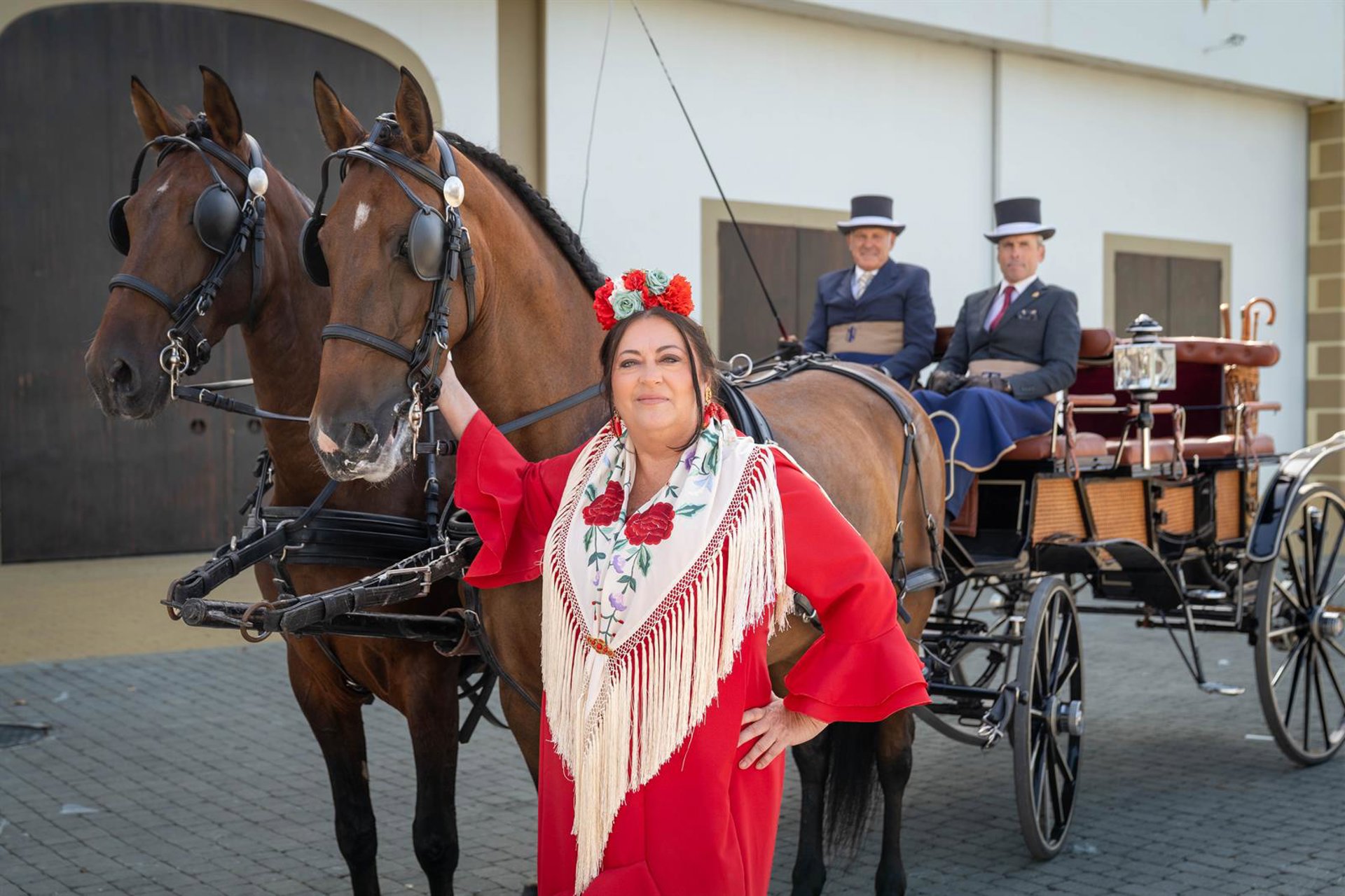Nuria Fergó, Joana Jiménez, Los Yakis, Paco Candela y banda Número Uno de Diego Martín, en la Feria de Estepona