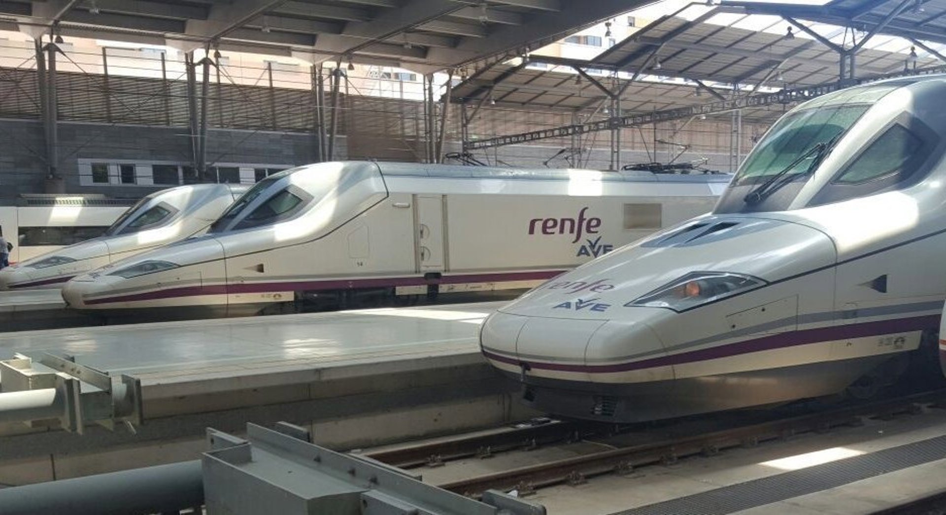 Renfe incrementa este viernes la oferta del AVE Málaga-Madrid con ocho trenes más a la semana
