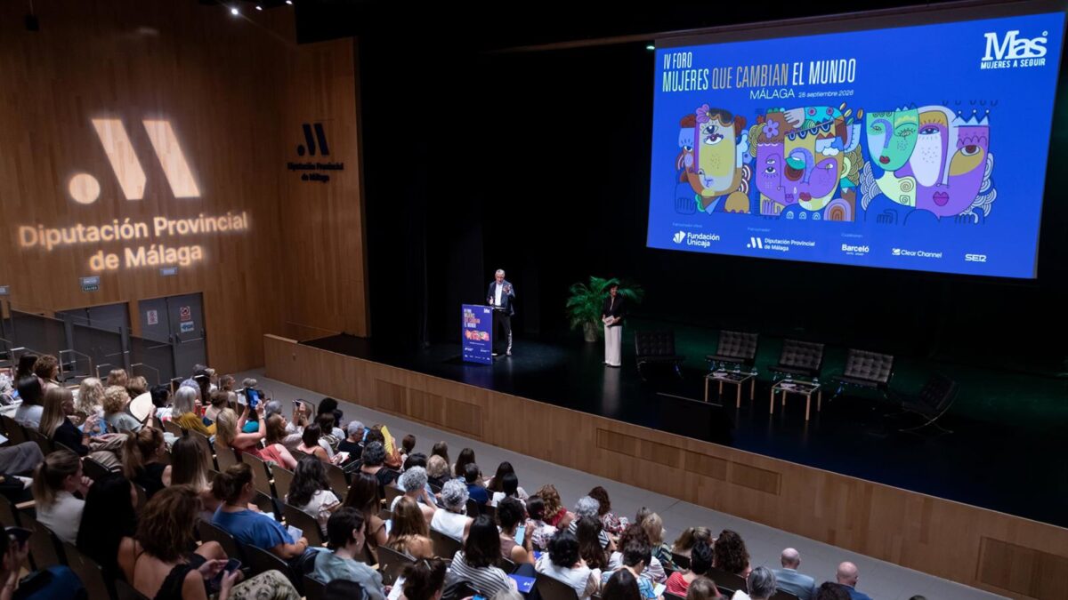 Salado destaca la "visión para dar solución a problemas de la sociedad" en foro 'Mujeres que Cambian el Mundo'