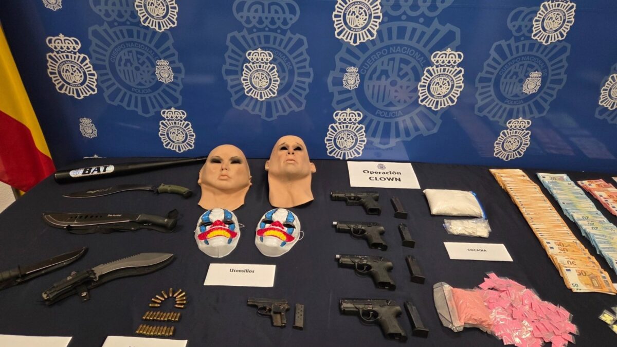Tres detenidos en Marbella, dos de ellos menores, por tráfico de drogas sintéticas y tener armas