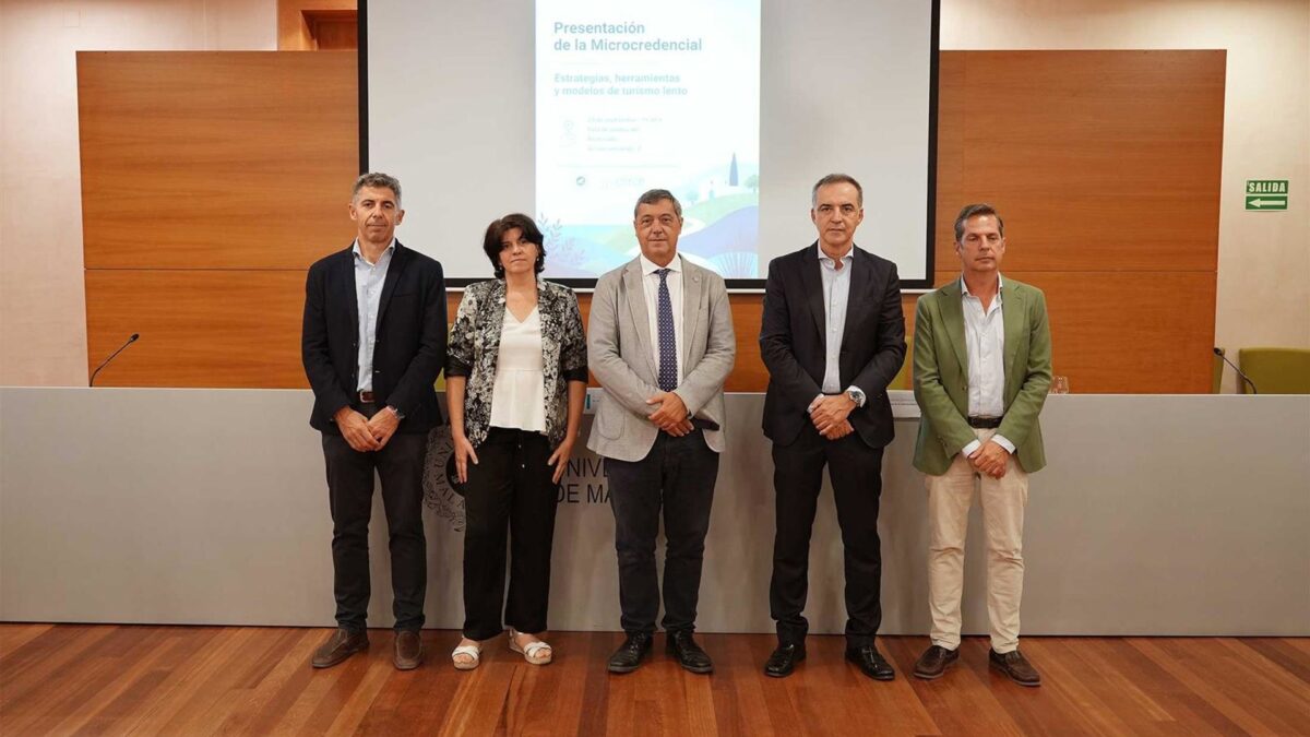 UMA y Cifal presentan una nueva microcredencial que formará sobre modelos de turismo más sostenibles