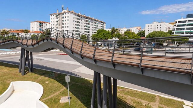 Vox Marbella señala retrasos en obras municipales de San Pedro y "falta de transparencia" en contratos menores